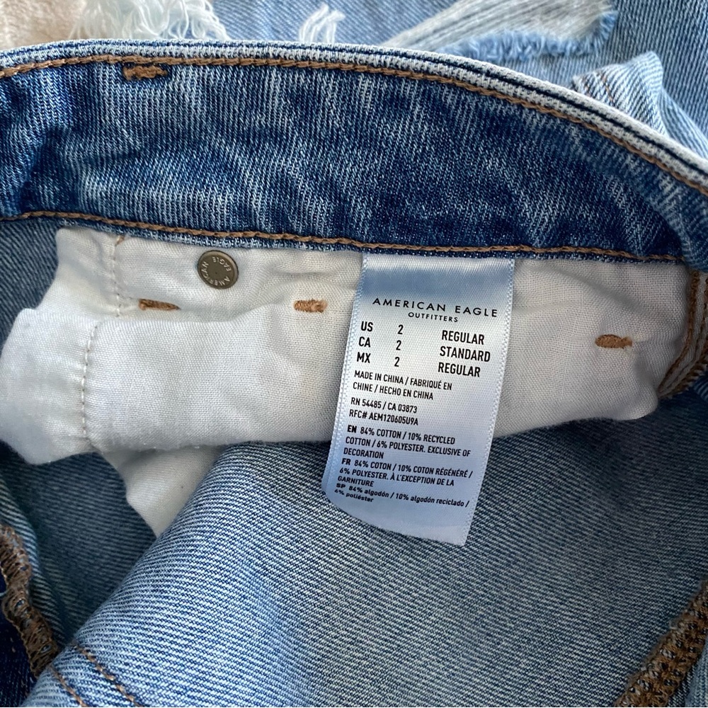 american eagle • ripped mom jeans | 2 - Picture 7 of 8